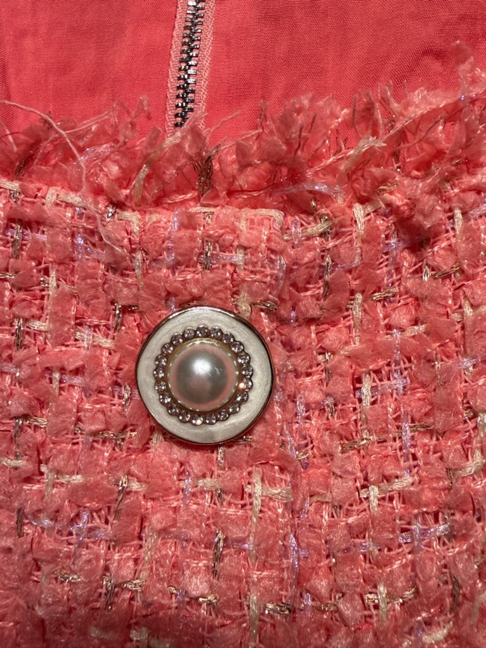Coral Bouclé Tweed button down shift mini dress with Pearl Buttons sz small - Picture 8 of 8